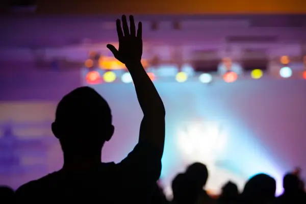 Os Melhores Aplicativos para Ouvir Música Cristã